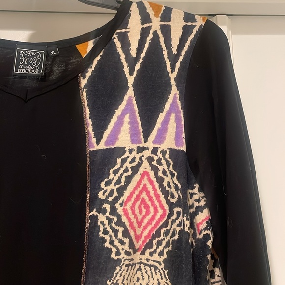 Fresh Groove XL top in beautiful patterns - Picture 3 of 7